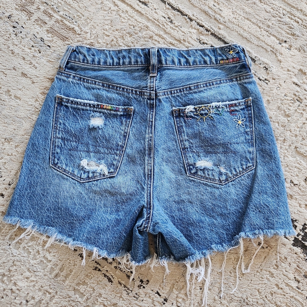 American Eagle Highest Rise Baggy Short